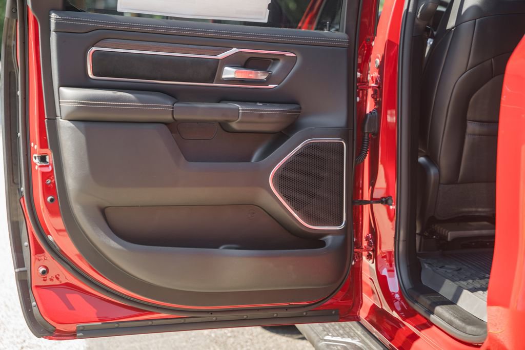 New 2026 RAM 1500 Laramie AWD/4WD image 42