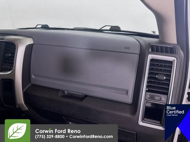 Used 2019 RAM 1500 Classic SLT AWD/4WD image 30