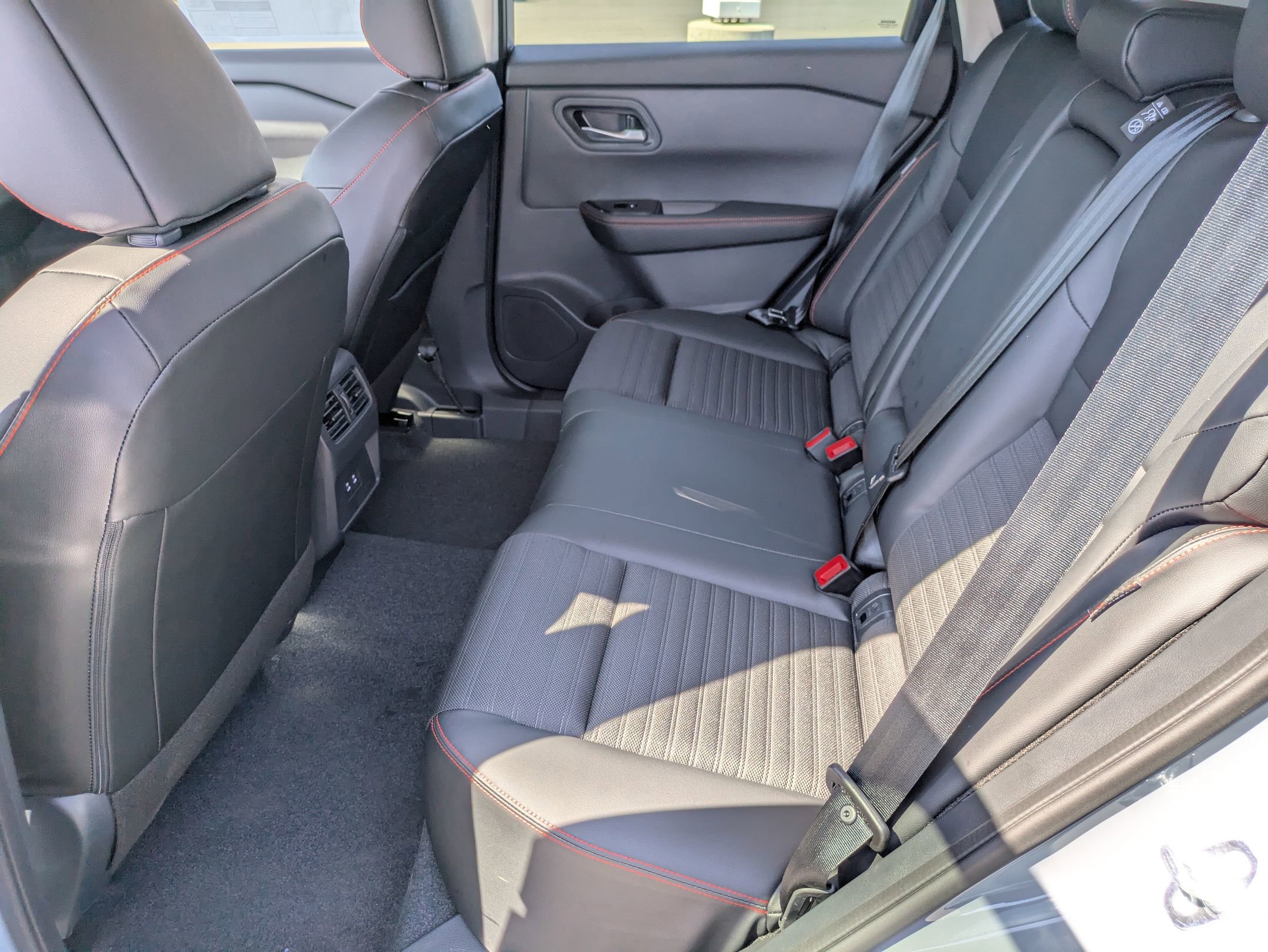New 2026 Nissan Rogue SV image 15