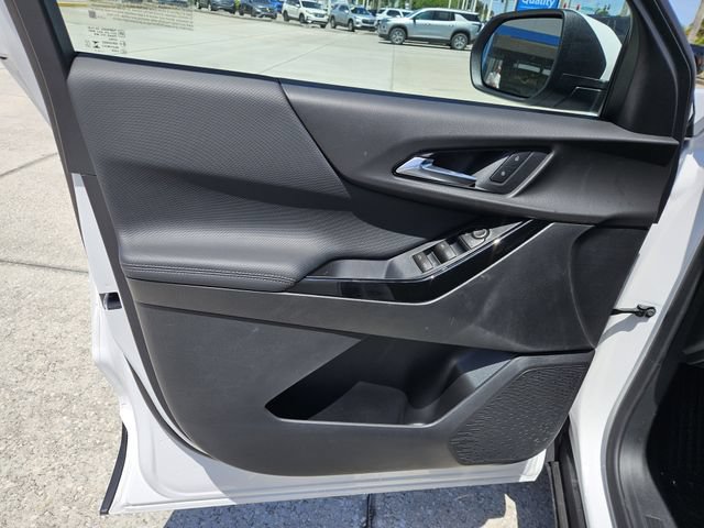 New 2026 Chevrolet Equinox LT w/ Safety and Technology Package FWD image 13