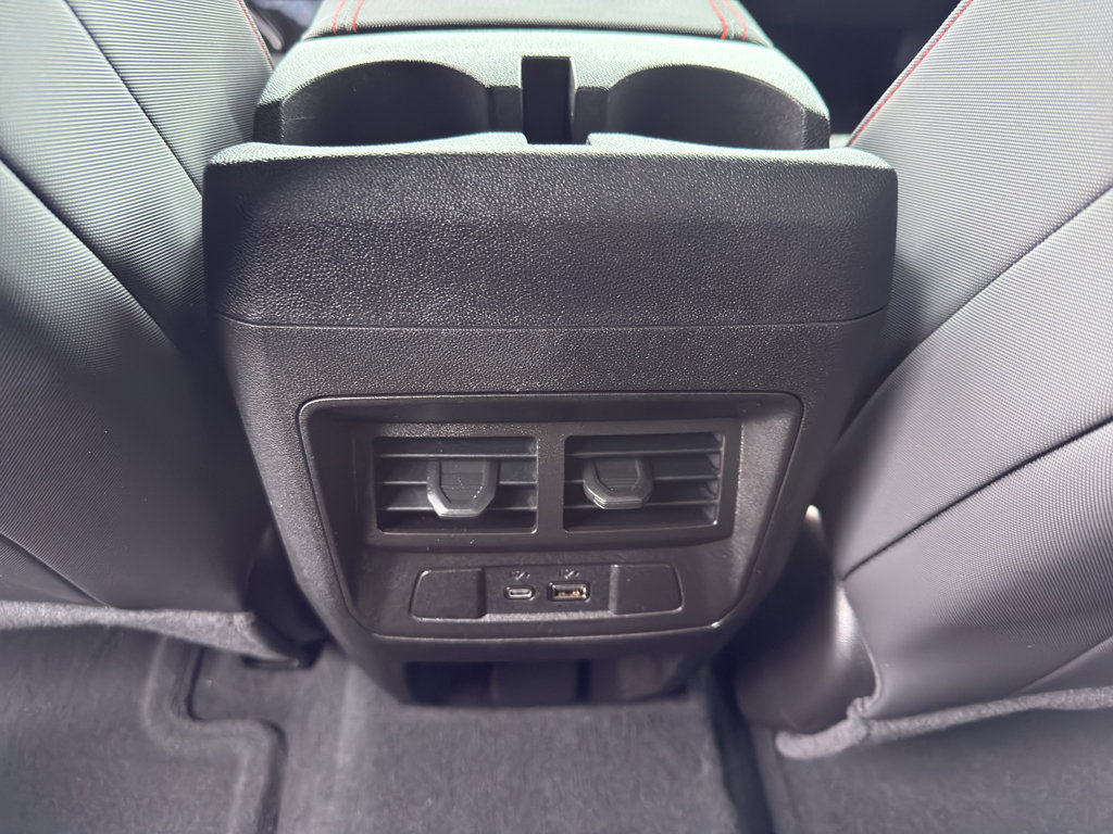 Used 2024 Chevrolet Colorado Z71 w/ Z71 Convenience Package 2 image 32