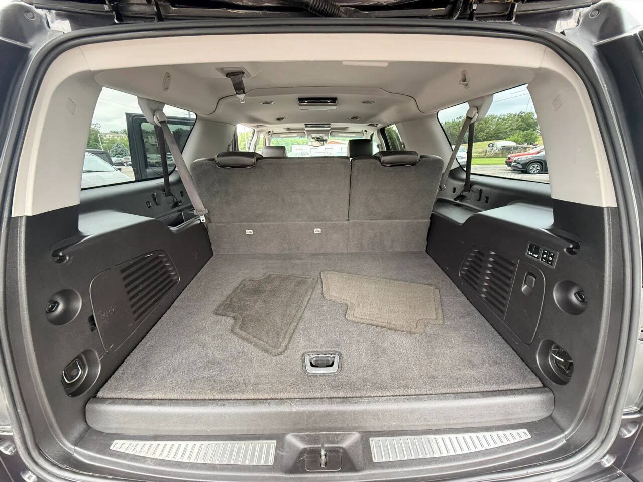 Used 2015 GMC Yukon XL Denali w/ Open Road Package AWD/4WD image 6