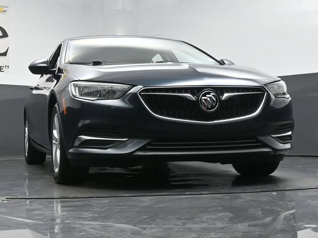 Used 2018 Buick Regal Preferred FWD image 3