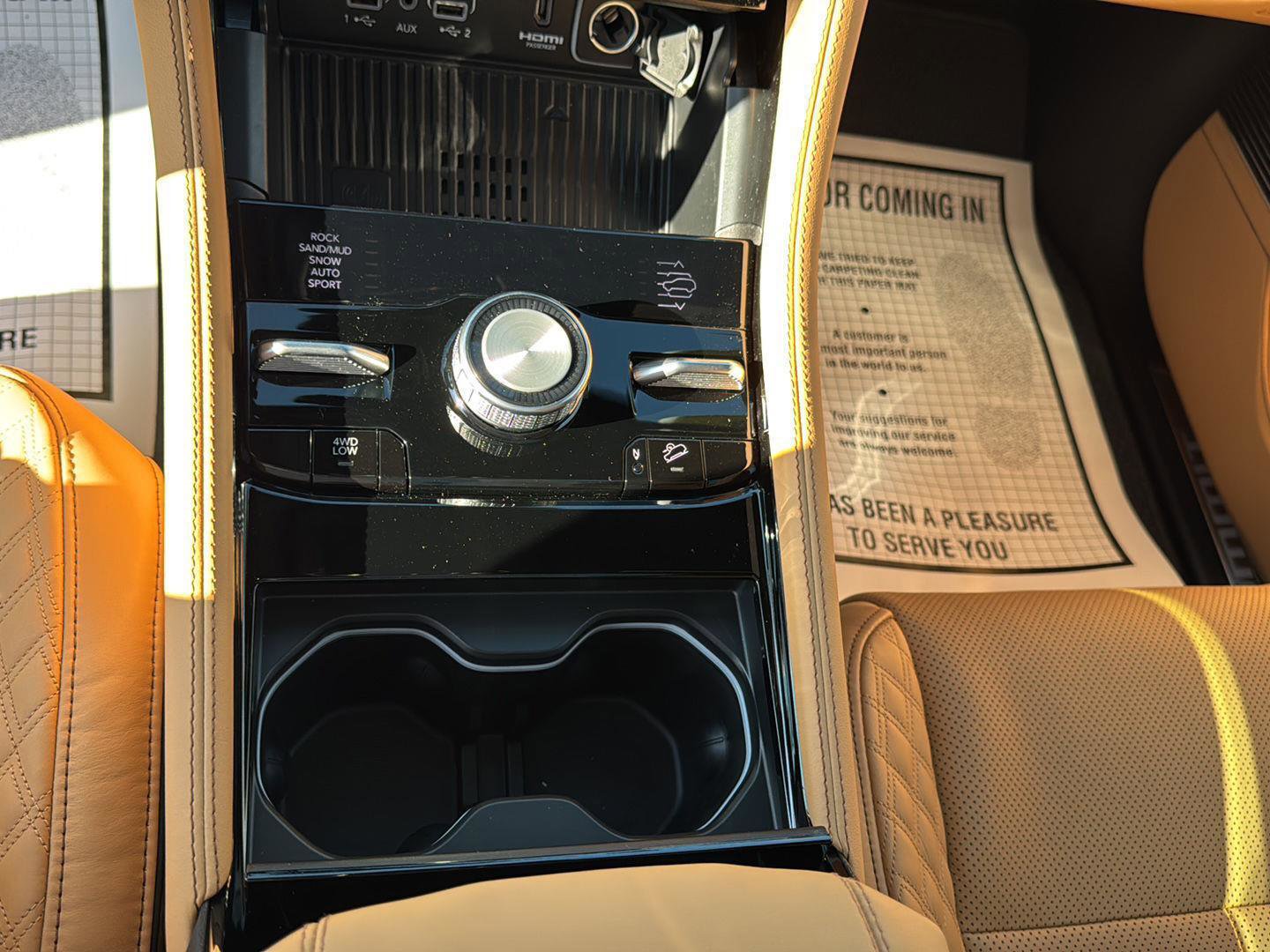 New 2026 Jeep Grand Cherokee Summit w/ Obsidian Package image 17