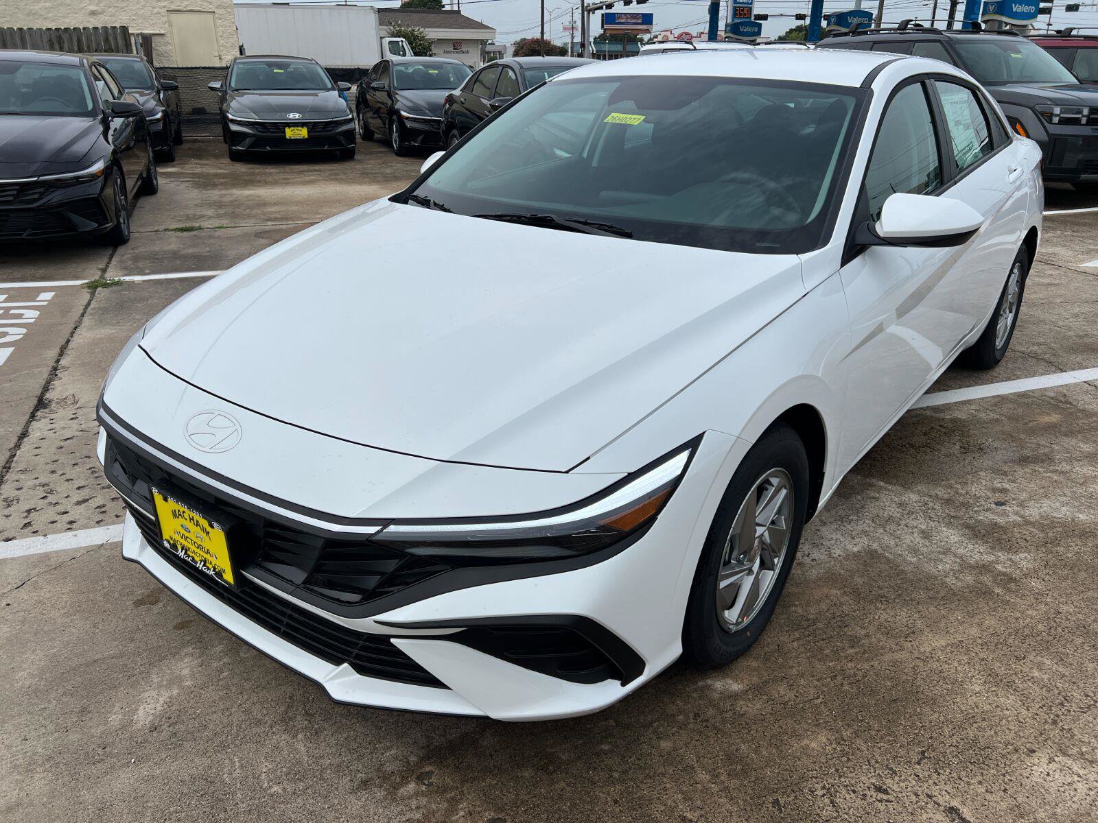 New 2026 Hyundai Elantra SE FWD image 7