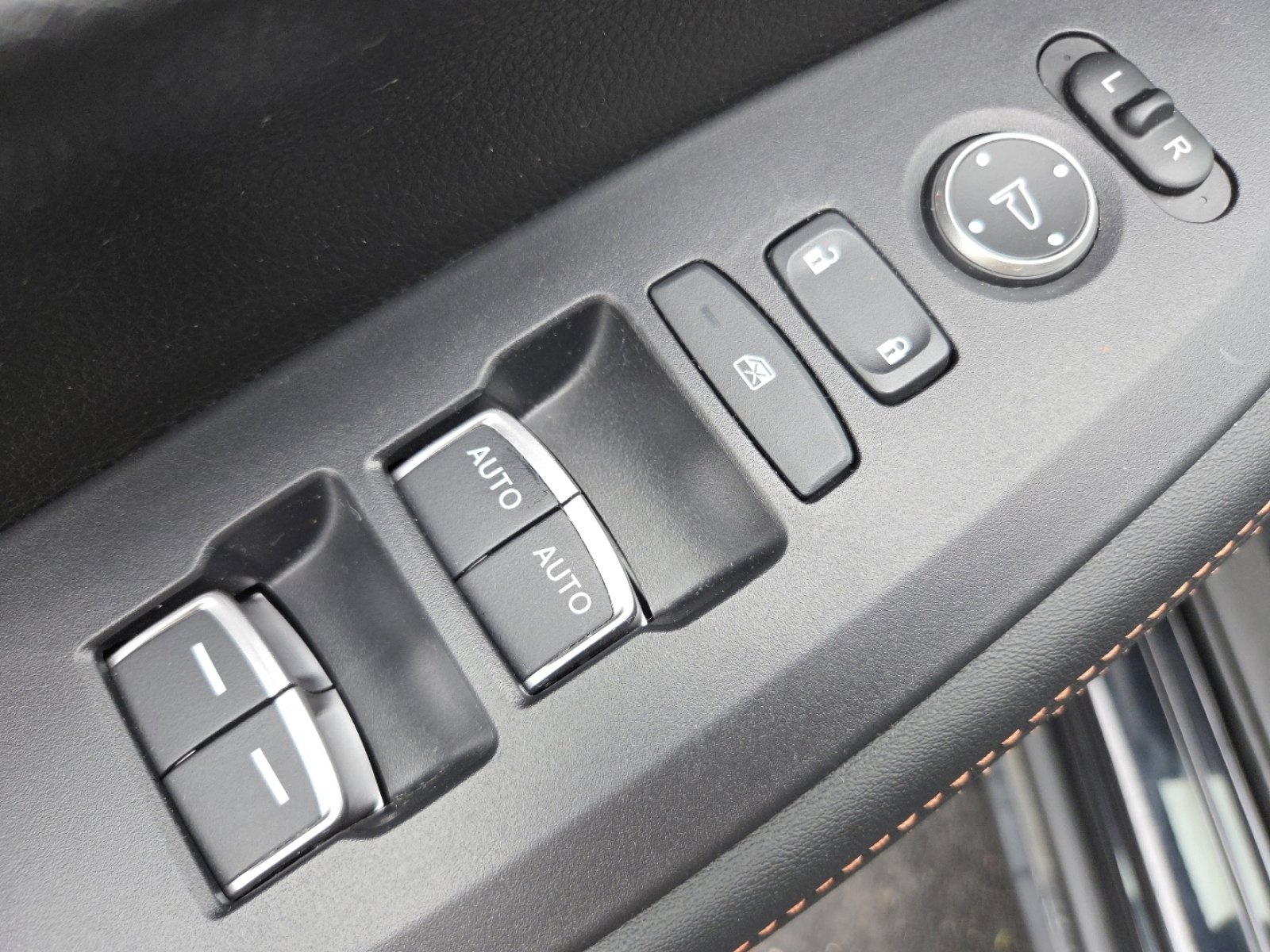 Certified 2023 Honda HR-V Sport image 27