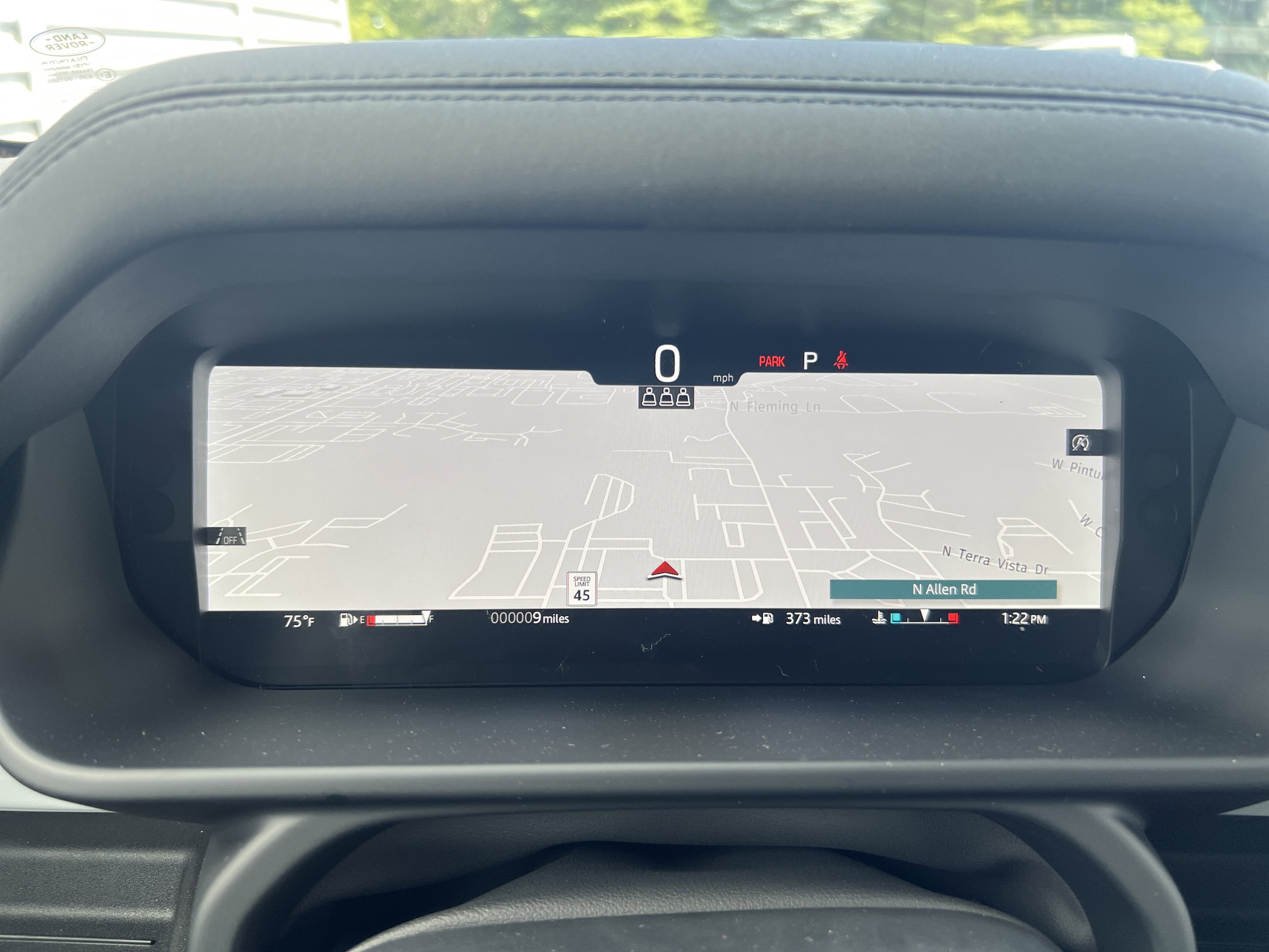 New 2025 Land Rover Defender 90 X-Dynamic SE image 14