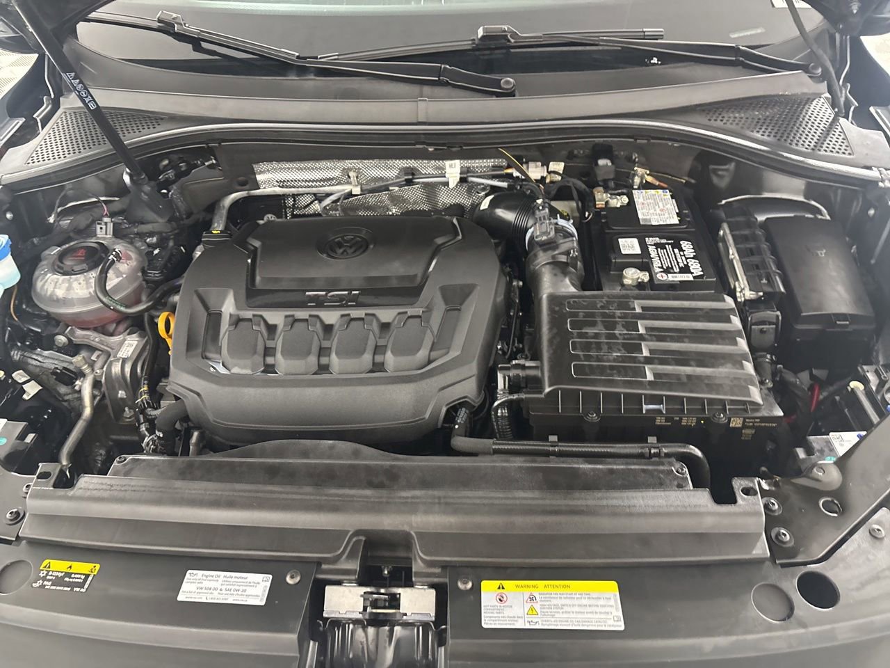 Used 2023 Volkswagen Tiguan SE w/ Panoramic Sunroof Package FWD image 30