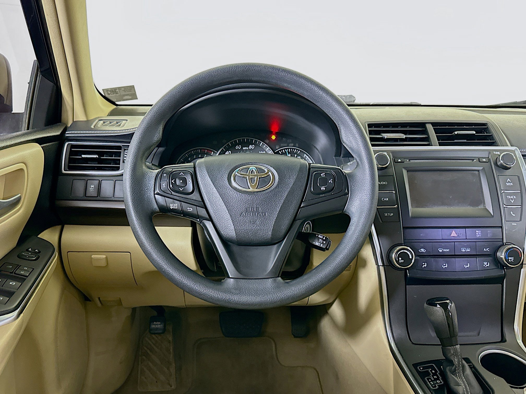 Used 2015 Toyota Camry LE FWD image 17