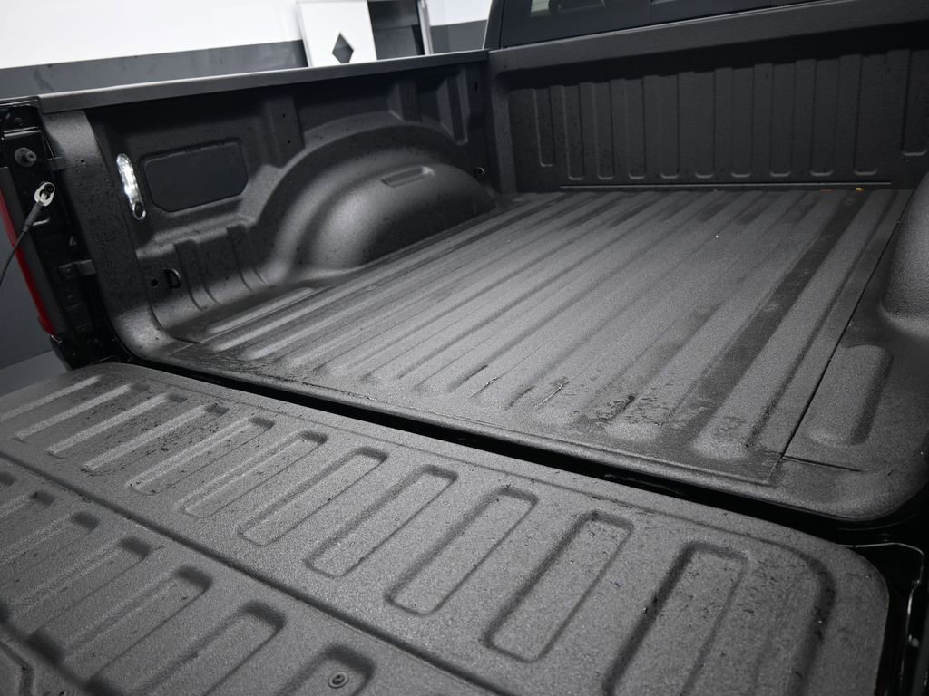 Used 2026 RAM 1500 RHO image 32