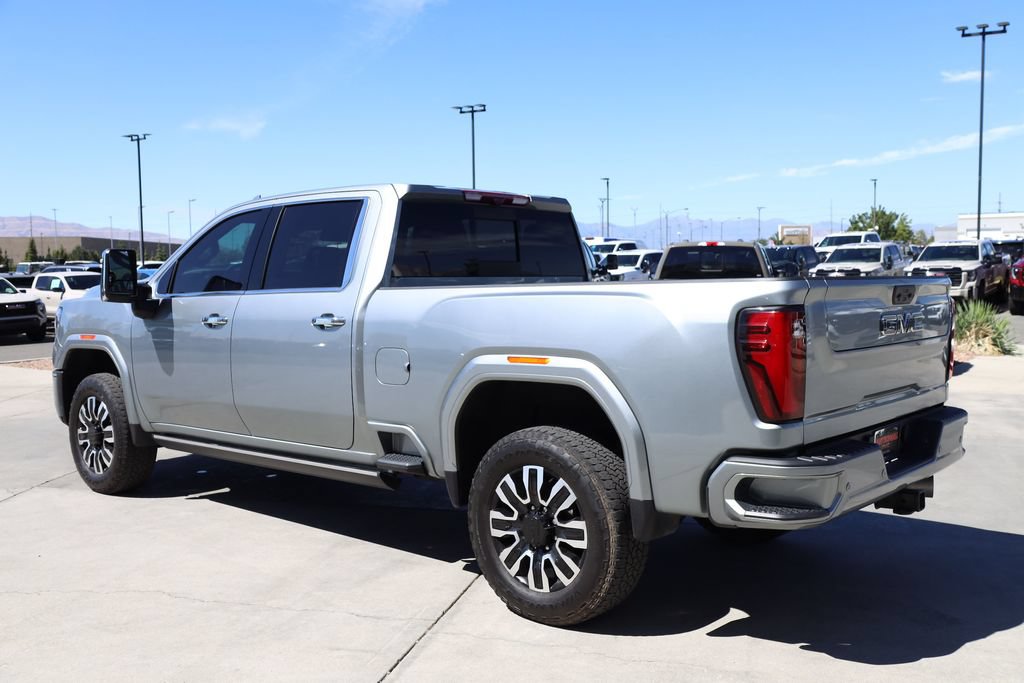 Used 2024 GMC Sierra 2500 Denali Ultimate w/ Max Trailering Package AWD/4WD image 4
