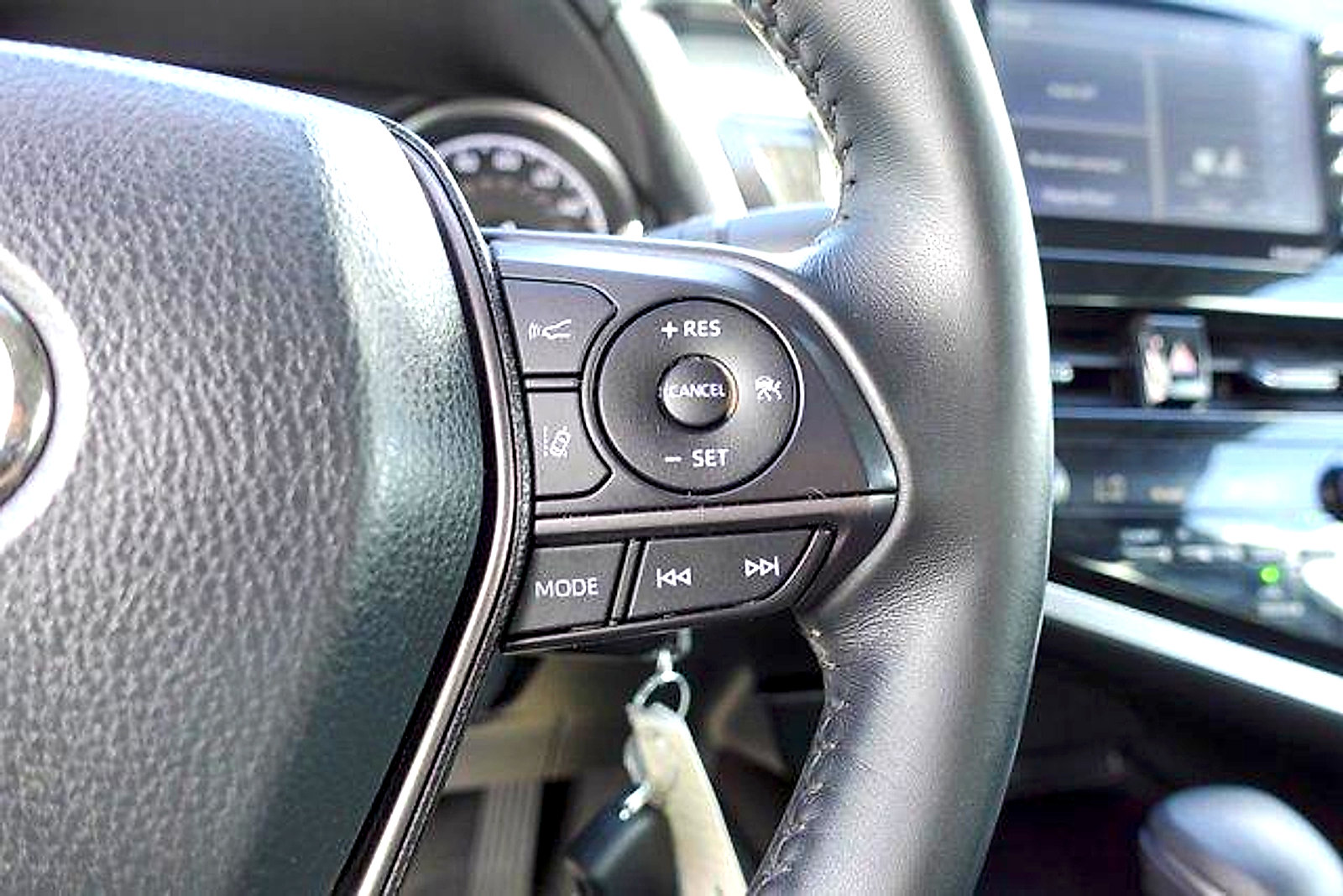 Certified 2023 Toyota Camry SE FWD image 15