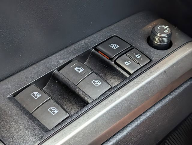 Used 2019 Toyota Tacoma SR5 image 18