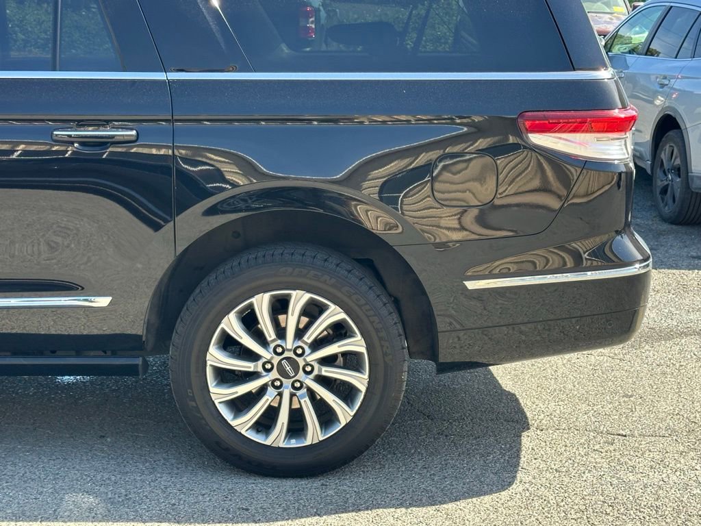 Used 2024 Lincoln Navigator L 4WD image 40