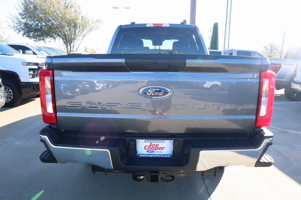 New 2026 Ford F250 XLT w/ FX4 Off-Road Package image 20