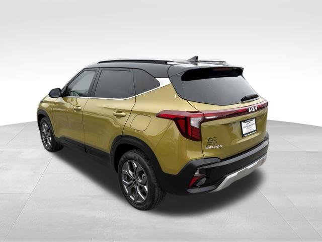 Used 2024 Kia Seltos S AWD/4WD image 11