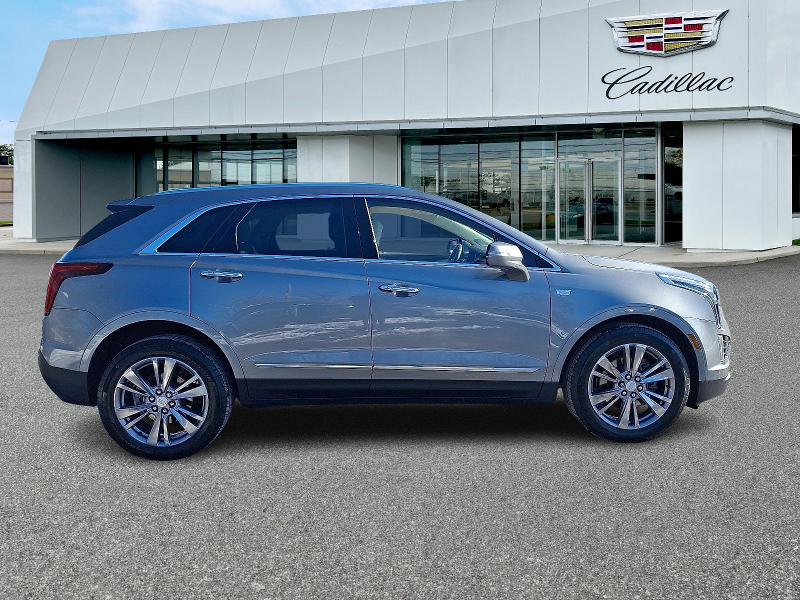Certified 2024 Cadillac XT5 Premium Luxury image 6