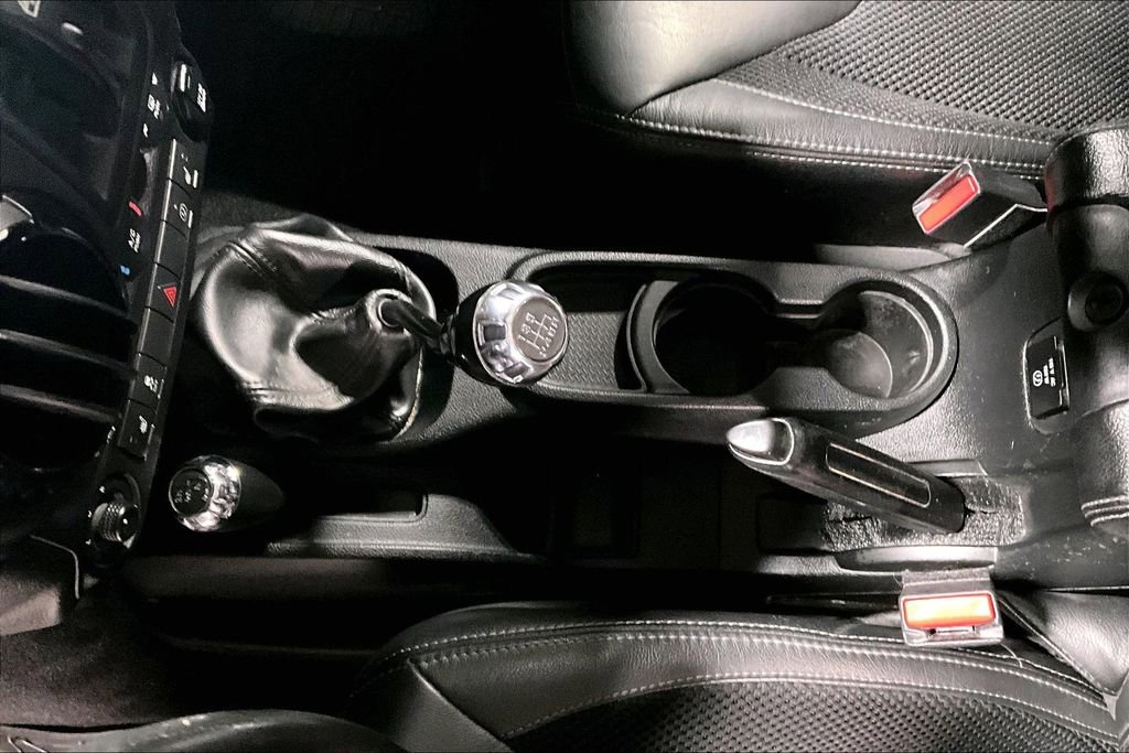 Used 2017 Jeep Wrangler Unlimited Sahara image 17