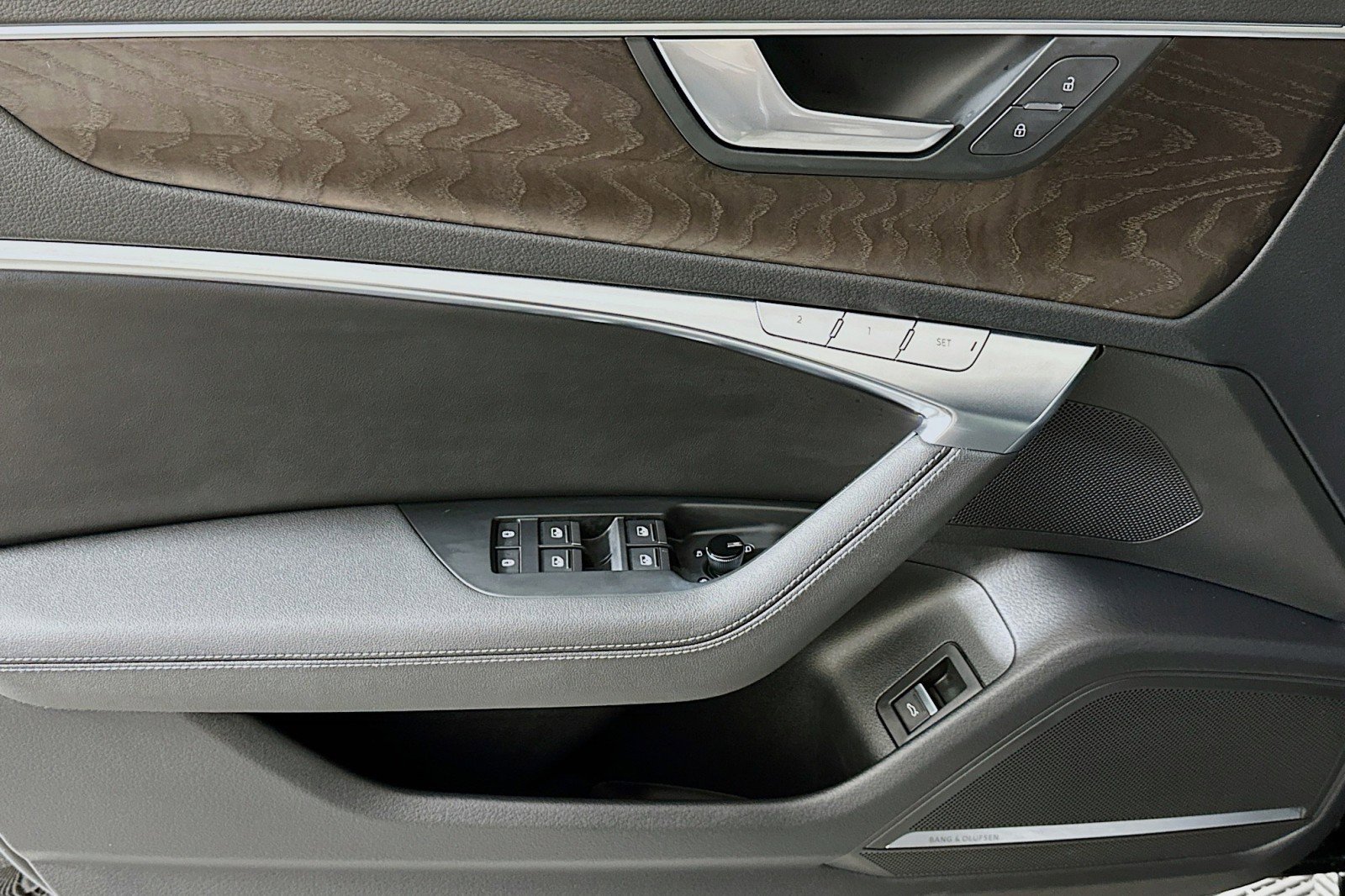 Used 2023 Audi A6 Premium Plus w/ Premium Plus Package image 21