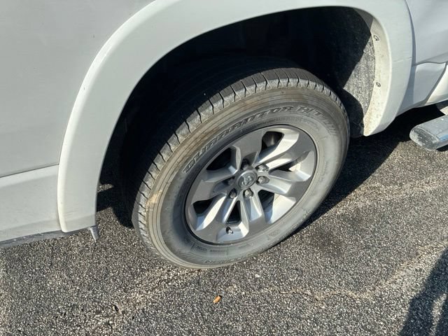 Used 2021 RAM 1500 Laramie AWD/4WD image 12