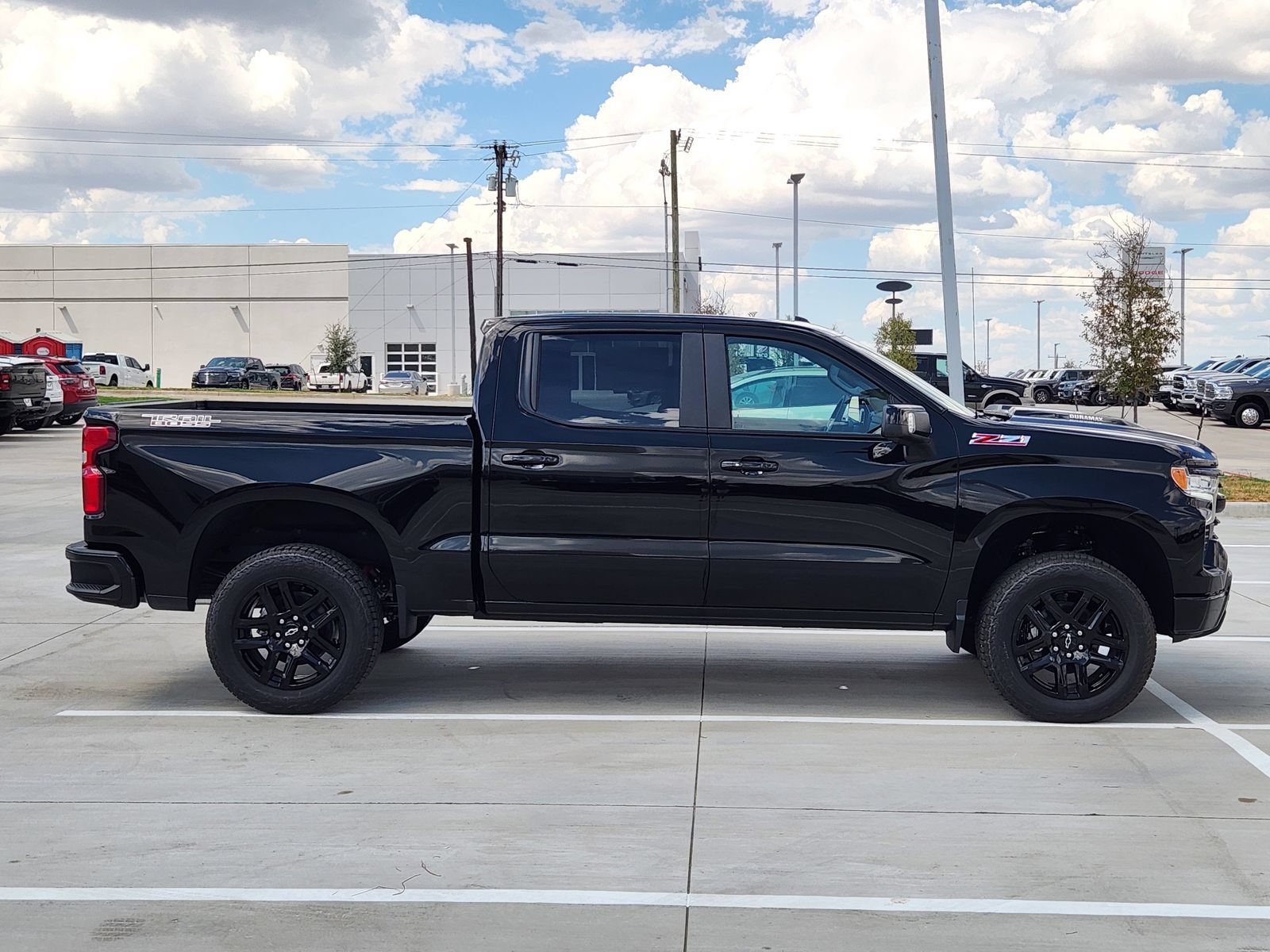 New 2026 Chevrolet Silverado 1500 LT Trail Boss w/ LT Trail Boss Premium Package AWD/4WD image 7