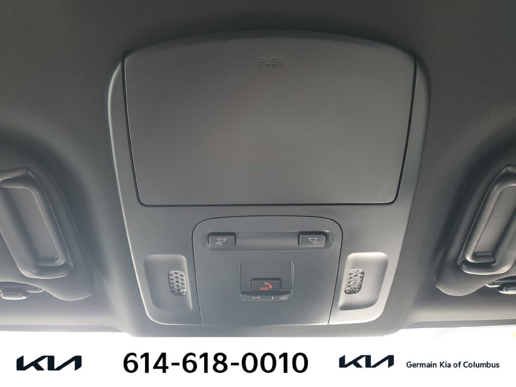 Used 2026 Toyota Camry SE FWD image 32