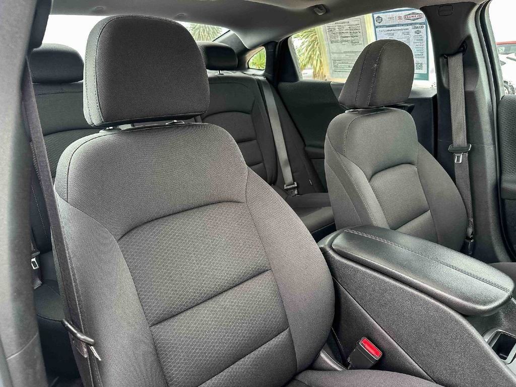 Used 2024 Chevrolet Malibu LT FWD image 23