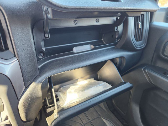 Used 2024 Chevrolet Silverado 2500 Custom w/ Custom Value Package image 46