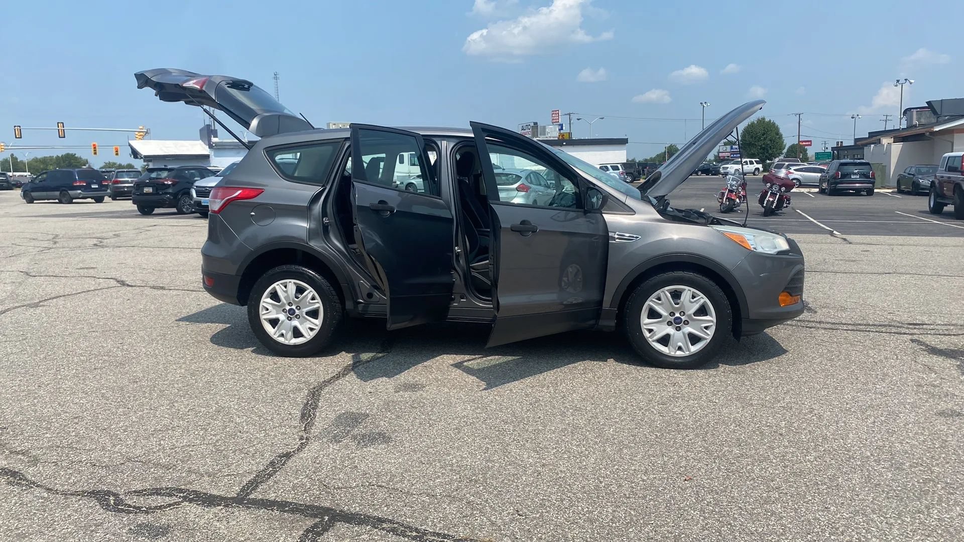 Used 2014 Ford Escape S FWD image 9