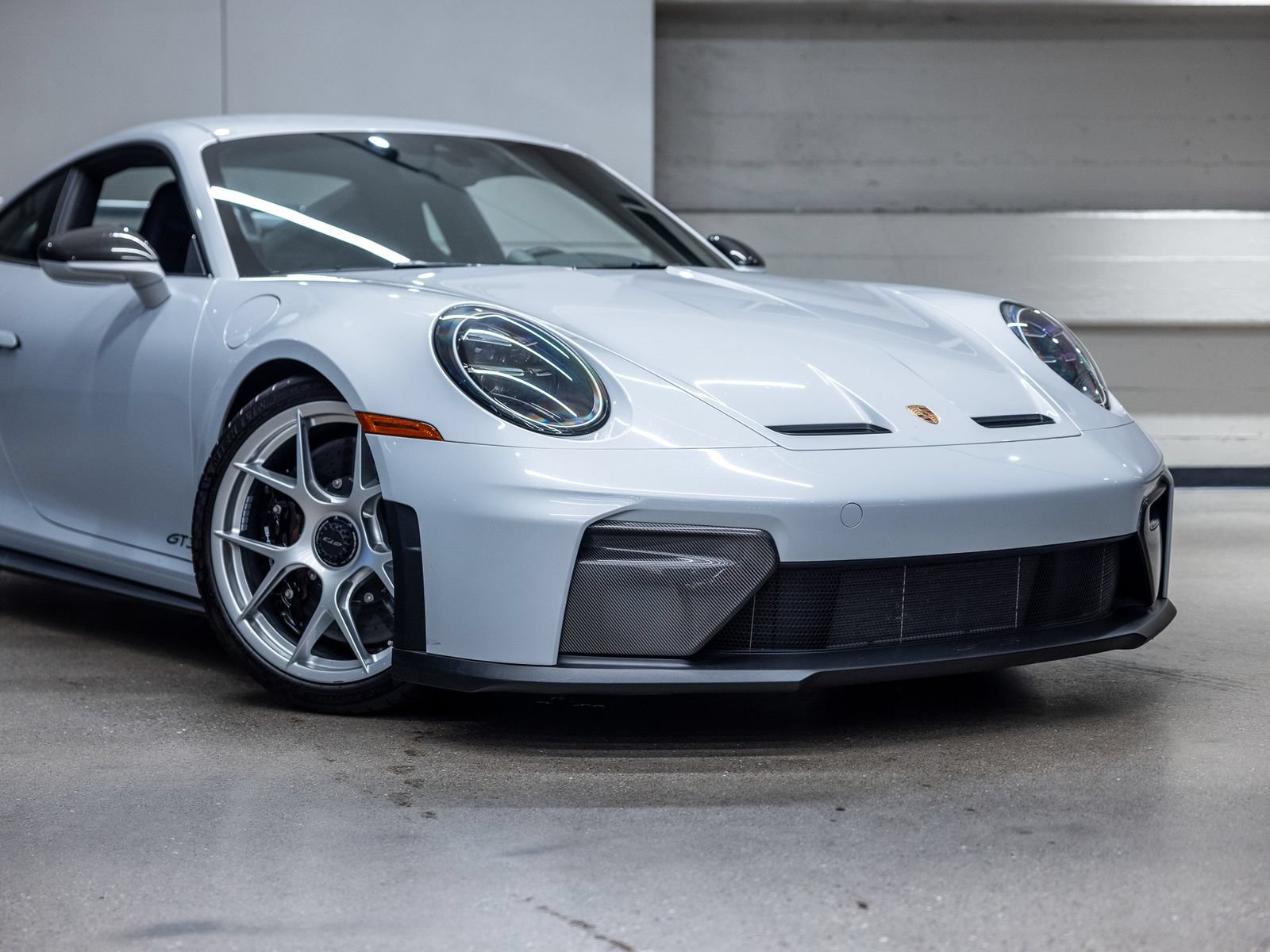 Certified 2025 Porsche 911 GT3 RWD image 15