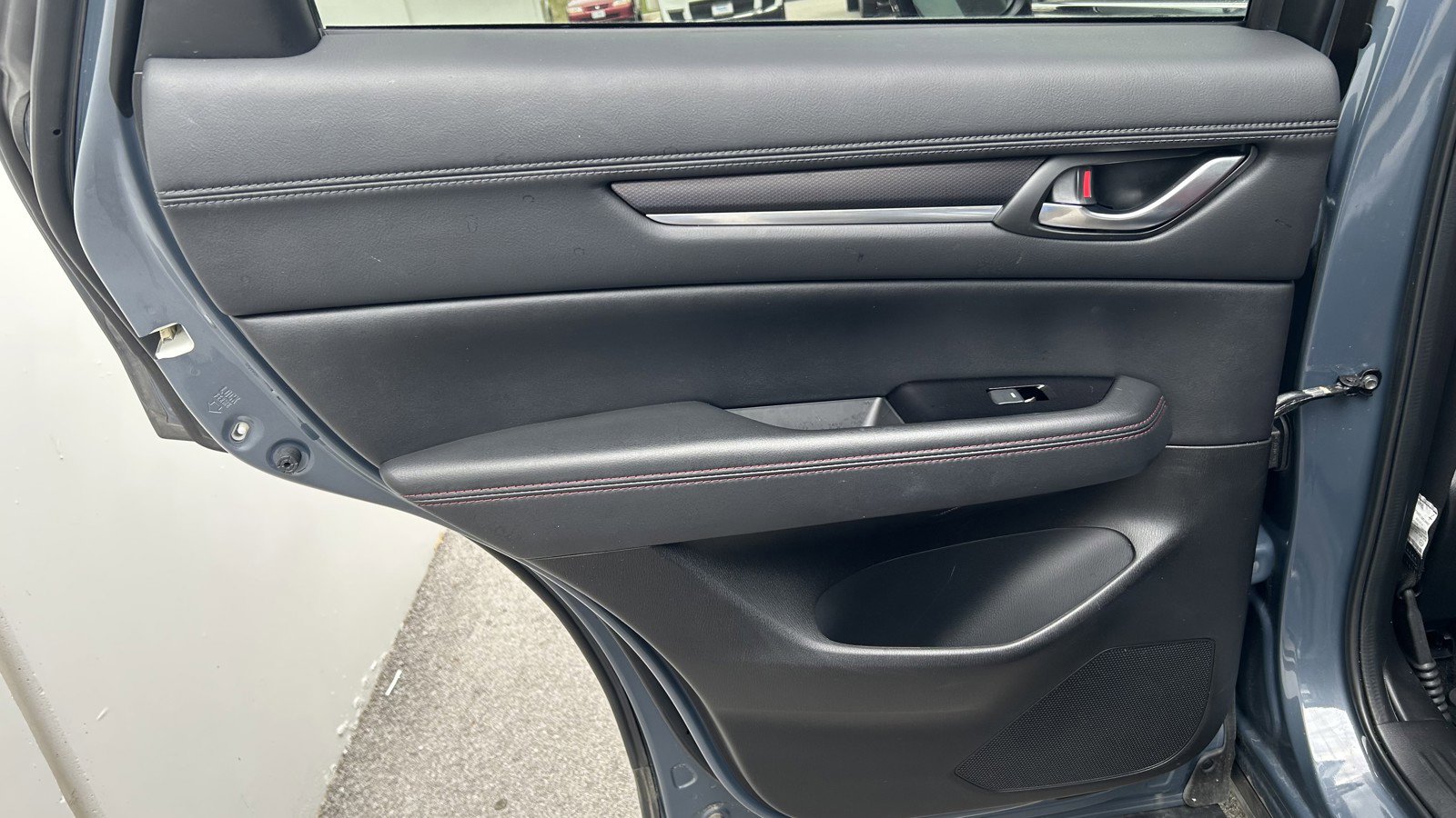 Used 2024 MAZDA CX-5 Carbon Edition image 12