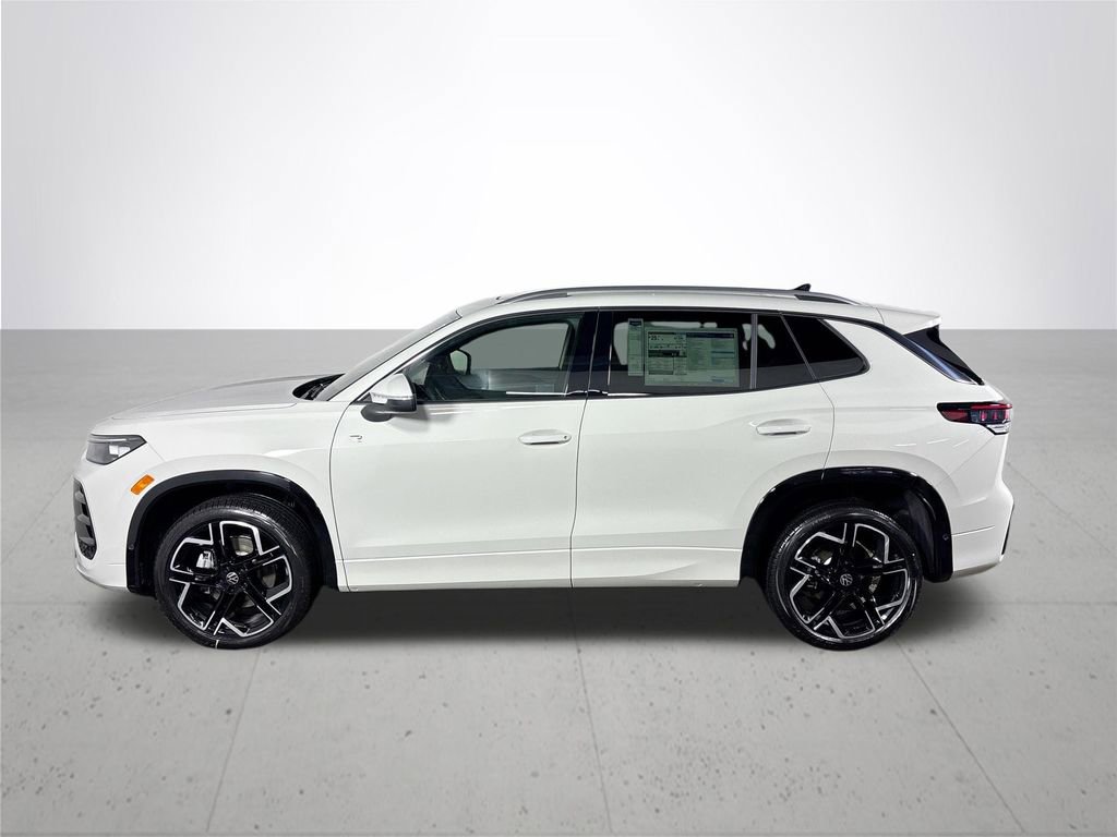 New 2026 Volkswagen Tiguan SEL R-Line image 9