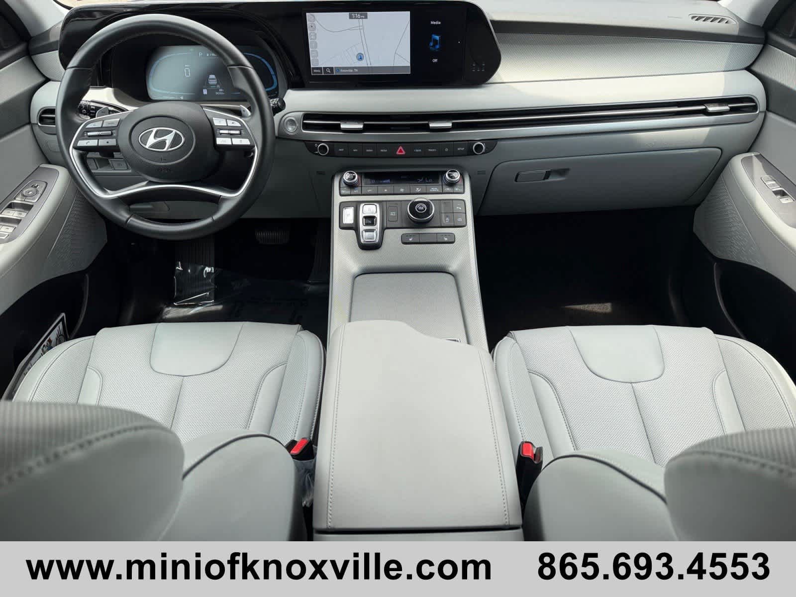 Used 2025 Hyundai Palisade SEL FWD image 20