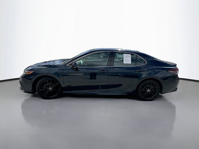 Used 2021 Toyota Camry XSE image 5