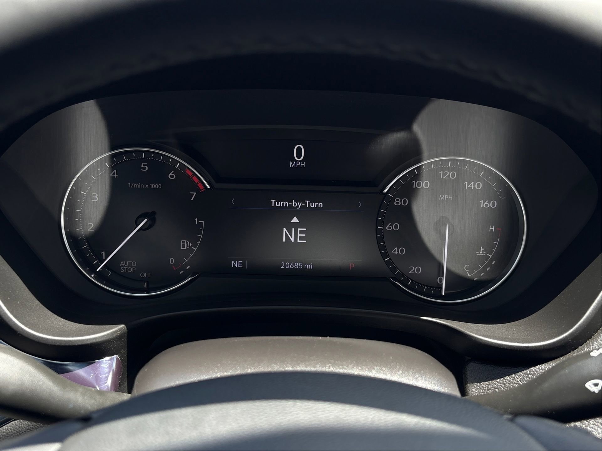 Used 2023 Cadillac XT4 Luxury w/ Driver Awareness Package FWD image 18