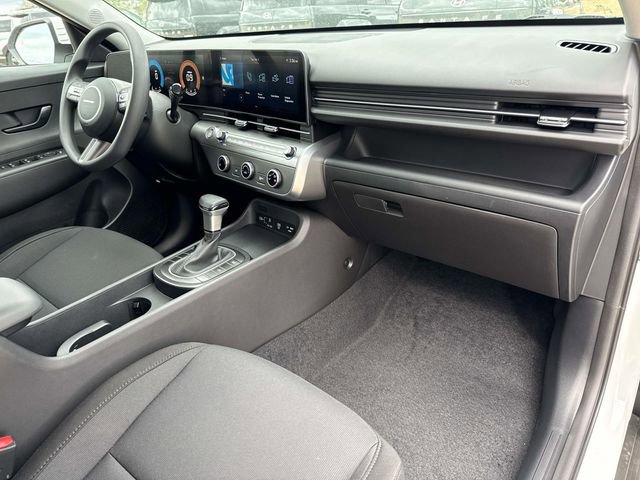 New 2026 Hyundai Kona SE image 18