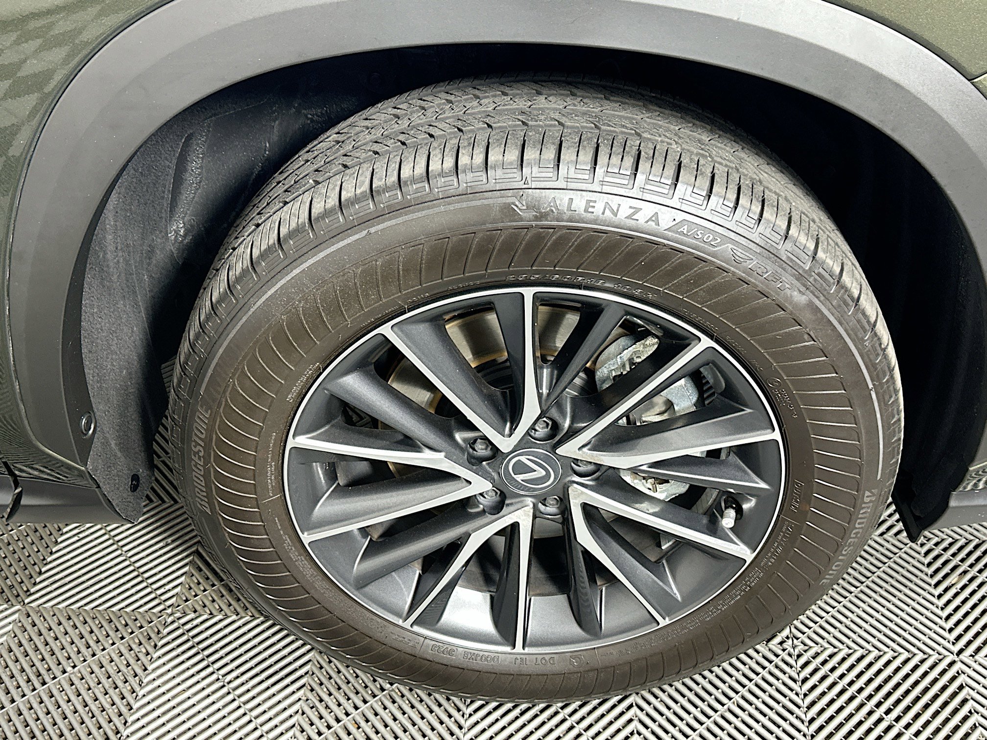 Used 2024 Lexus NX 250 FWD image 11