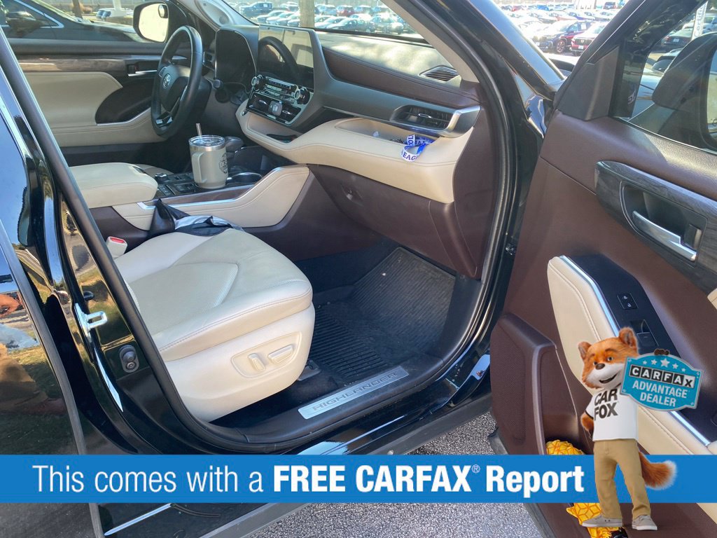 Used 2020 Toyota Highlander Limited AWD/4WD image 2