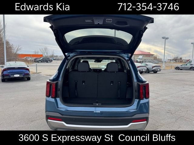 New 2026 Kia Sorento EX w/ EX Premium Package AWD/4WD image 10