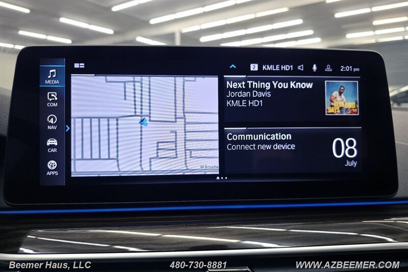 Used 2023 BMW 530e w/ M Sport Package RWD image 21