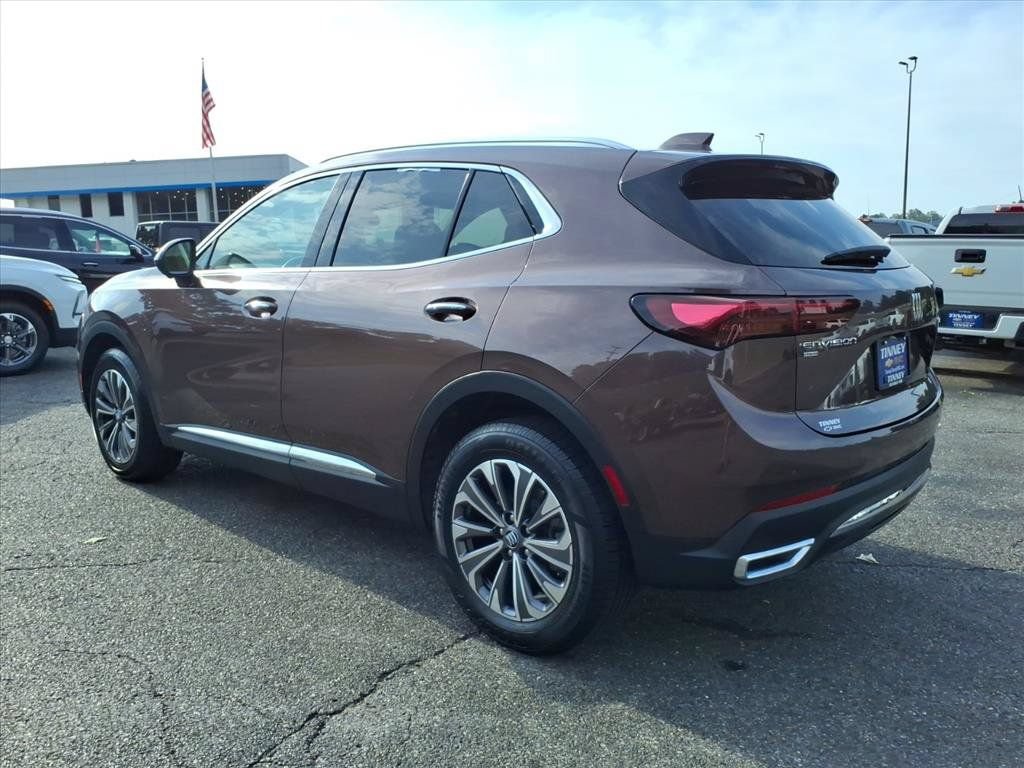 Used 2024 Buick Envision Preferred AWD/4WD image 5