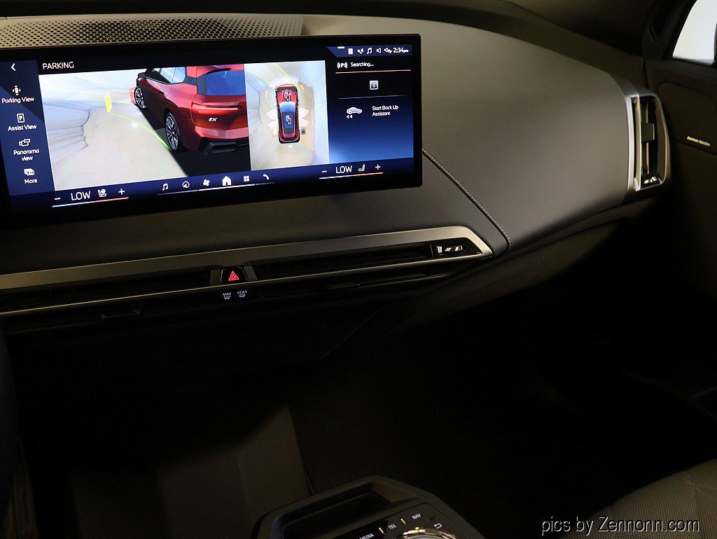 Certified 2026 BMW iX xDrive60 AWD/4WD image 25