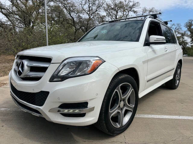 Used 2014 Mercedes-Benz GLK 250 BlueTEC 4MATIC image 2