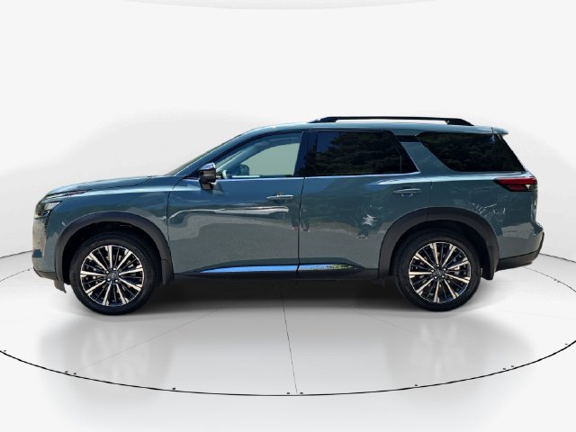 New 2026 Nissan Pathfinder Platinum FWD image 9