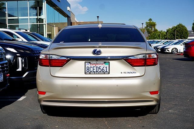 Used 2014 Lexus ES 300h w/ Luxury Package w/Bamboo Trim FWD image 5
