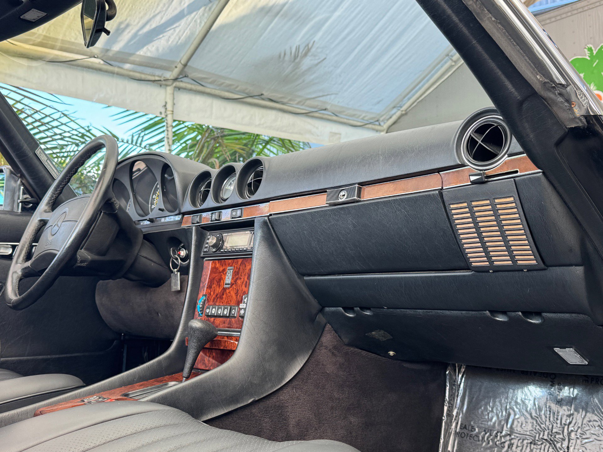 Used 1989 Mercedes-Benz 560 SL image 25