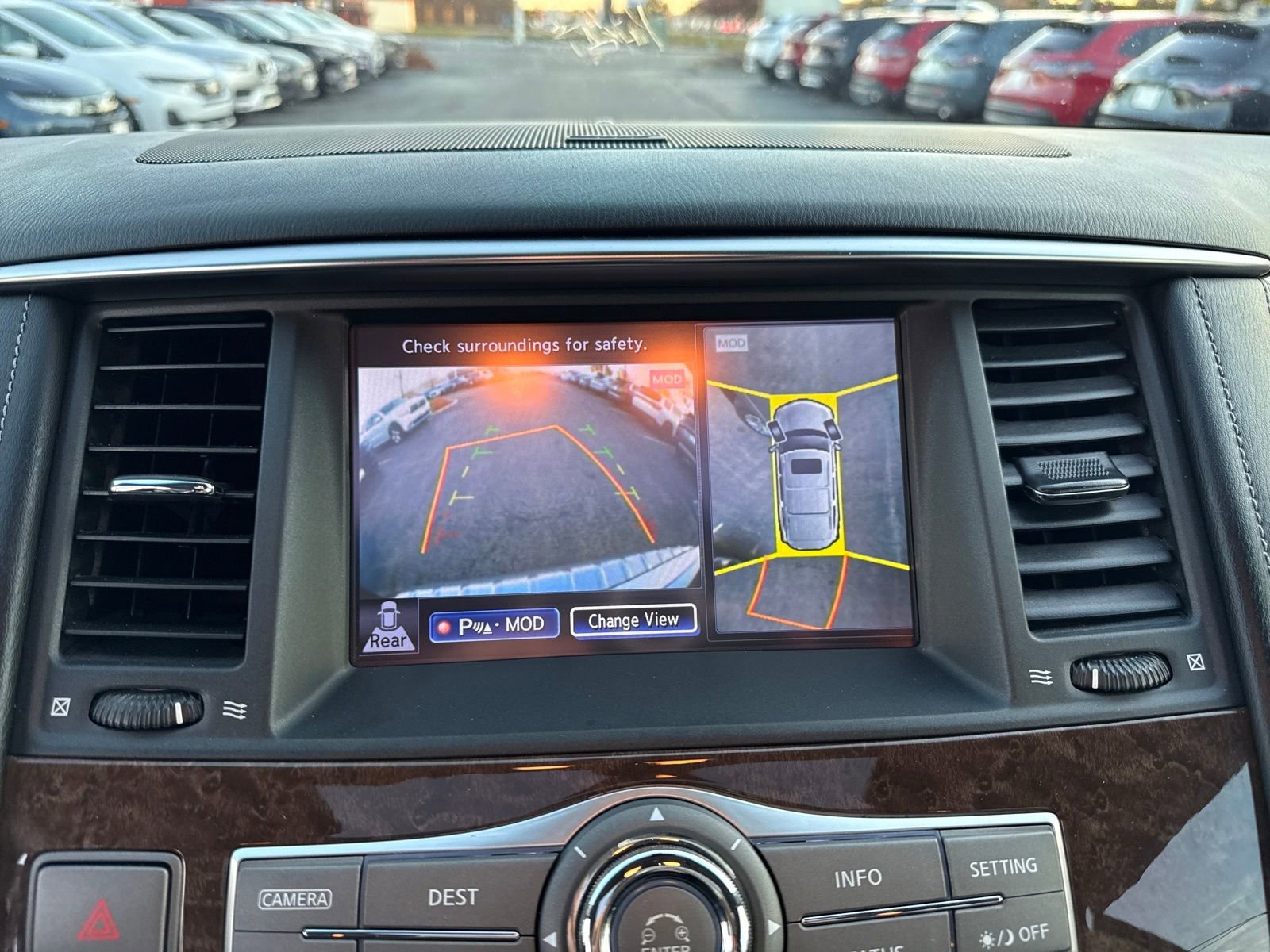 Used 2016 INFINITI QX80 4WD w/ Driver's Assistance Package image 20