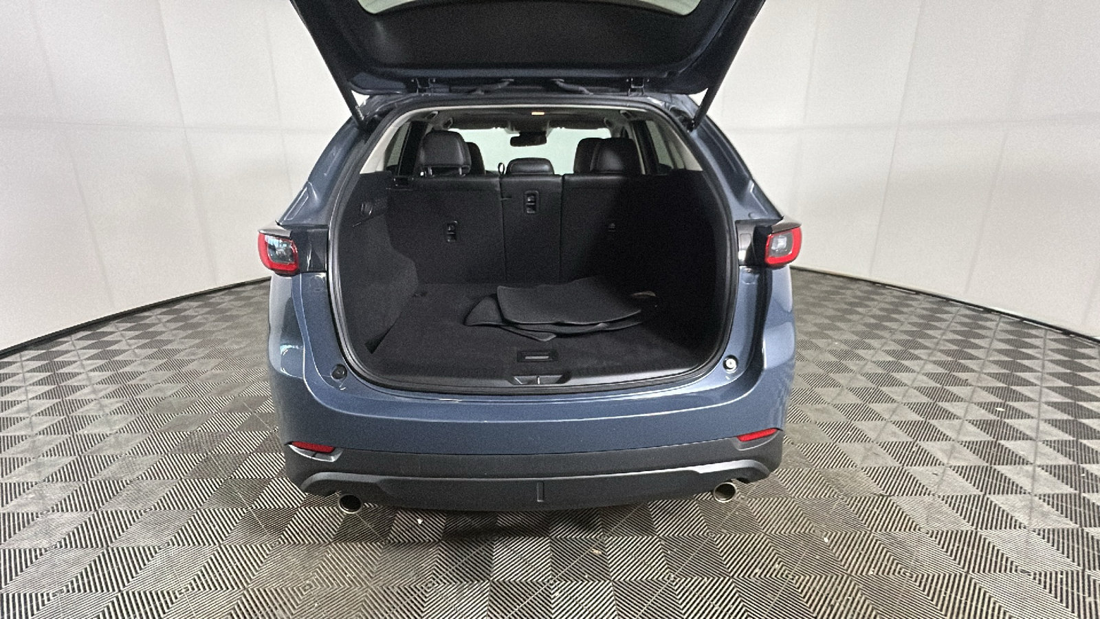 Used 2025 MAZDA CX-5 Carbon Edition AWD/4WD image 30