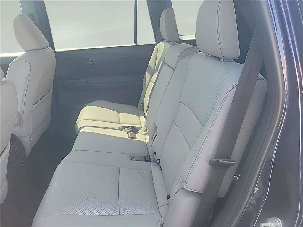 Used 2023 Honda Passport EX-L image 19