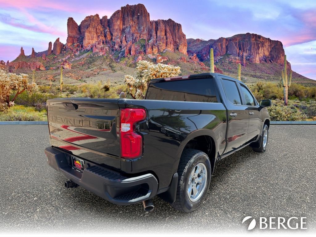 Used 2020 Chevrolet Silverado 1500 Custom w/ Custom Value Package RWD image 8